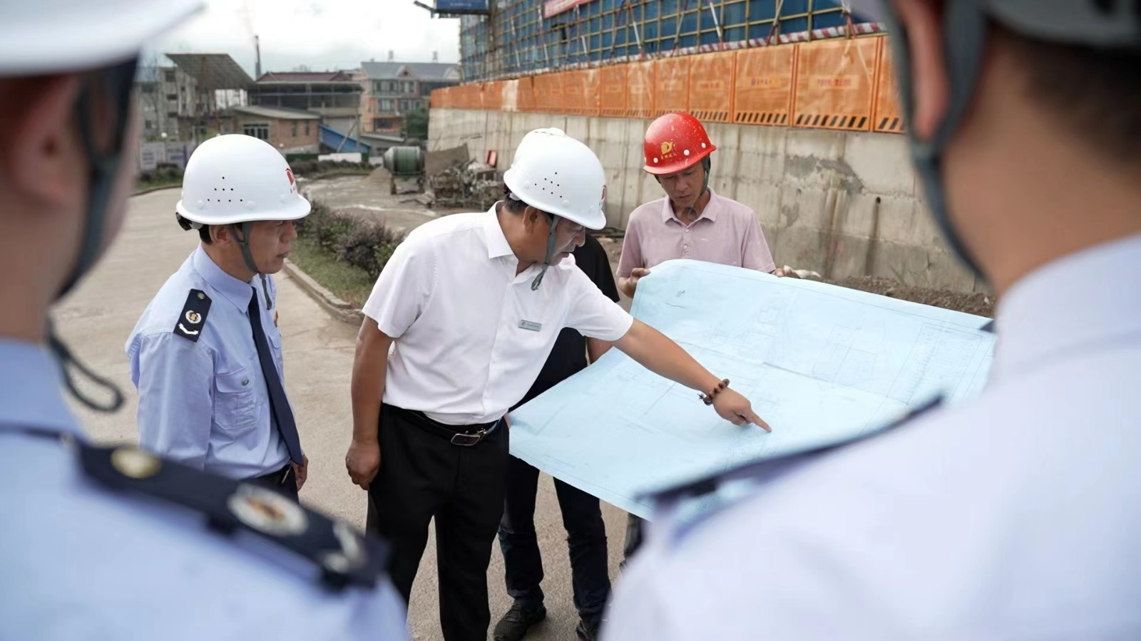 松溪縣稅務(wù)局嵌入“項目管家”服務(wù)，為易順建工集團重點項目提供稅收服務(wù)